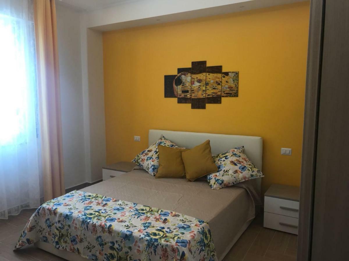 Holiday In Home | Le Ciminiere Catania Exterior photo